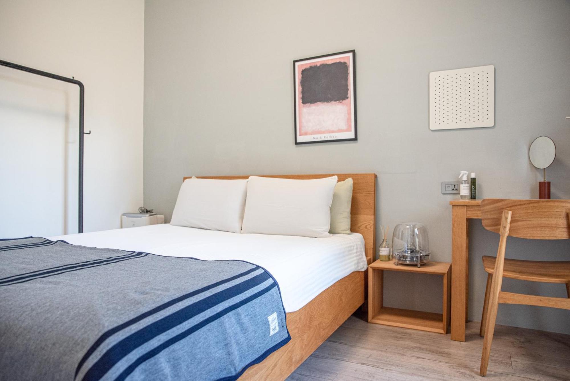 Boy Apartment -Adult Only Hualien Habitación foto
